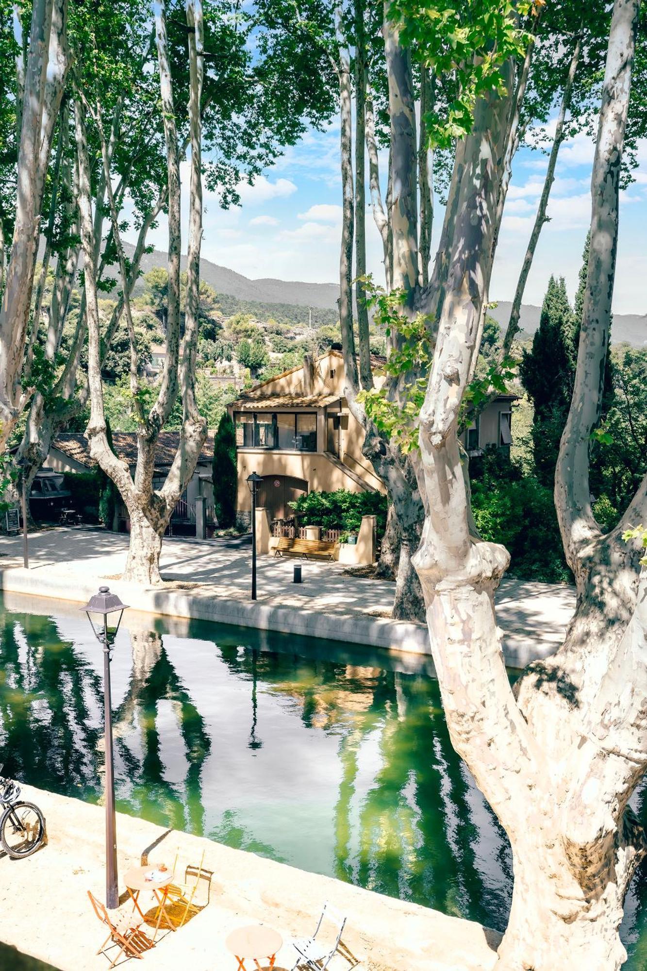 Les Suites De L'Etang Cucuron Zewnętrze zdjęcie